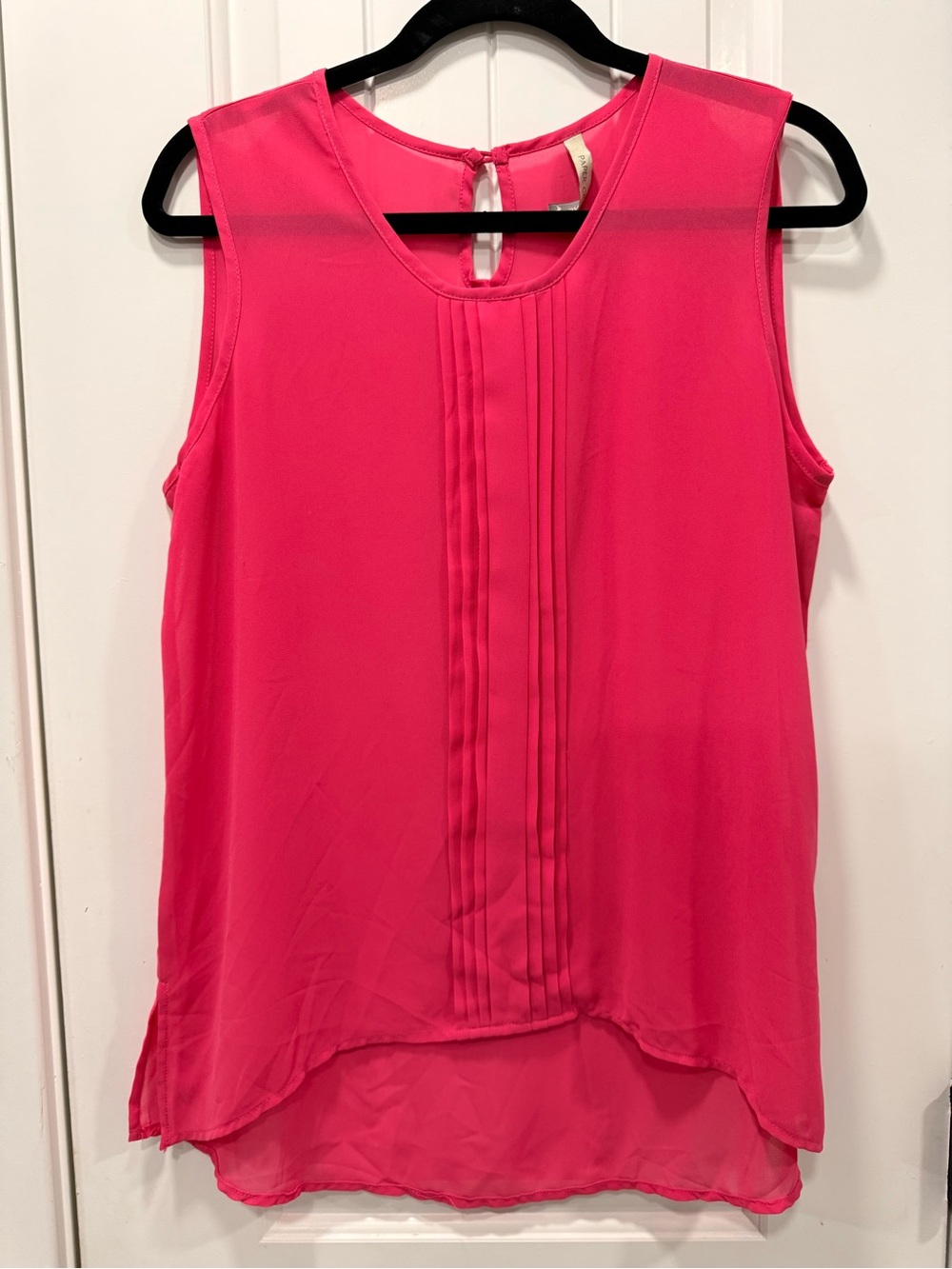 Paper Crane Hot Pink Sleeveless Pintuck Front Blouse Size L.